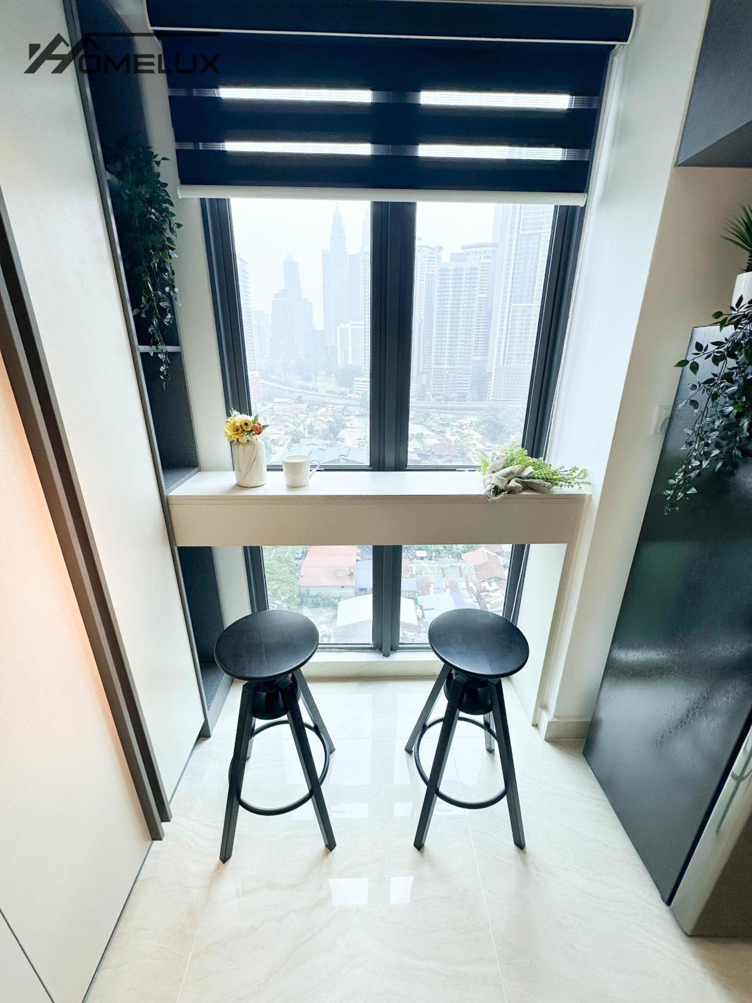 The Colony By Infinitum Best Pool View Klcc Trx Merdeka 118 Kl Tower كوالالمبور المظهر الخارجي الصورة