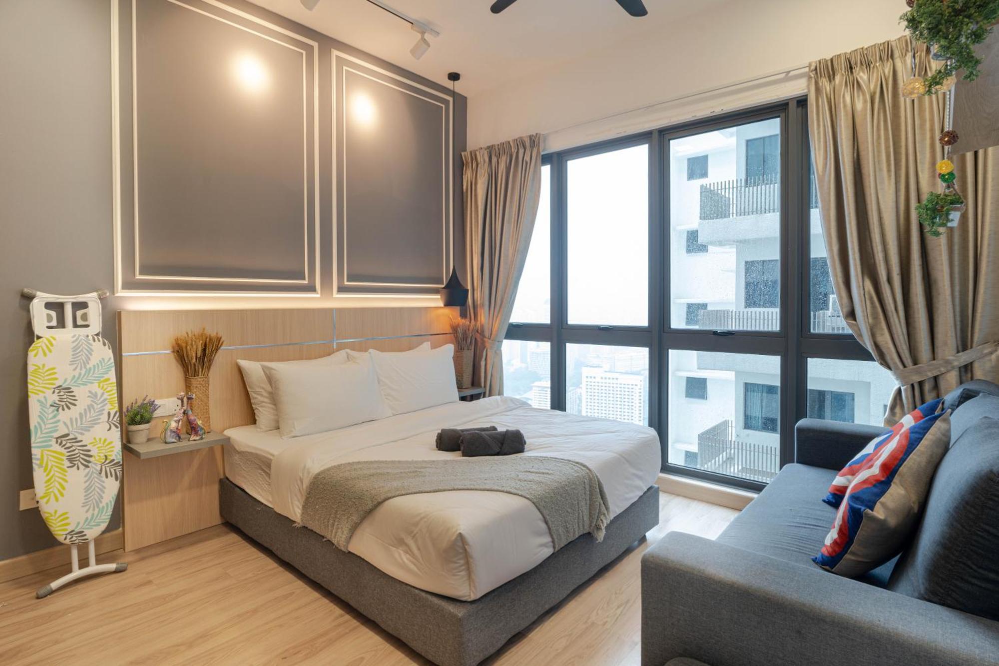The Colony By Infinitum Best Pool View Klcc Trx Merdeka 118 Kl Tower كوالالمبور المظهر الخارجي الصورة